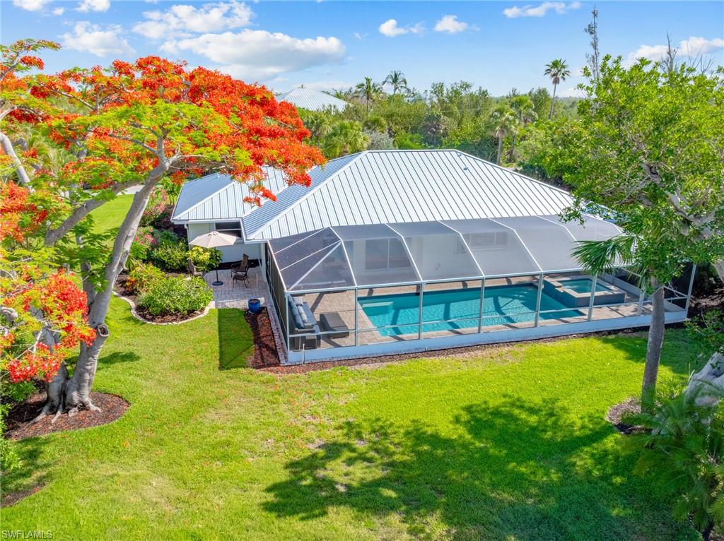 PALM LAKE - Residential