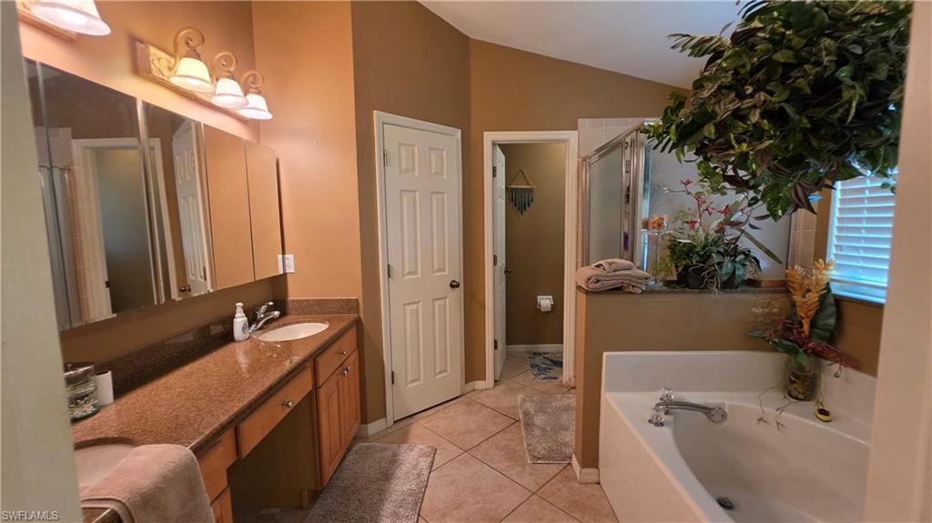 DANFORTH LAKES - Residential
