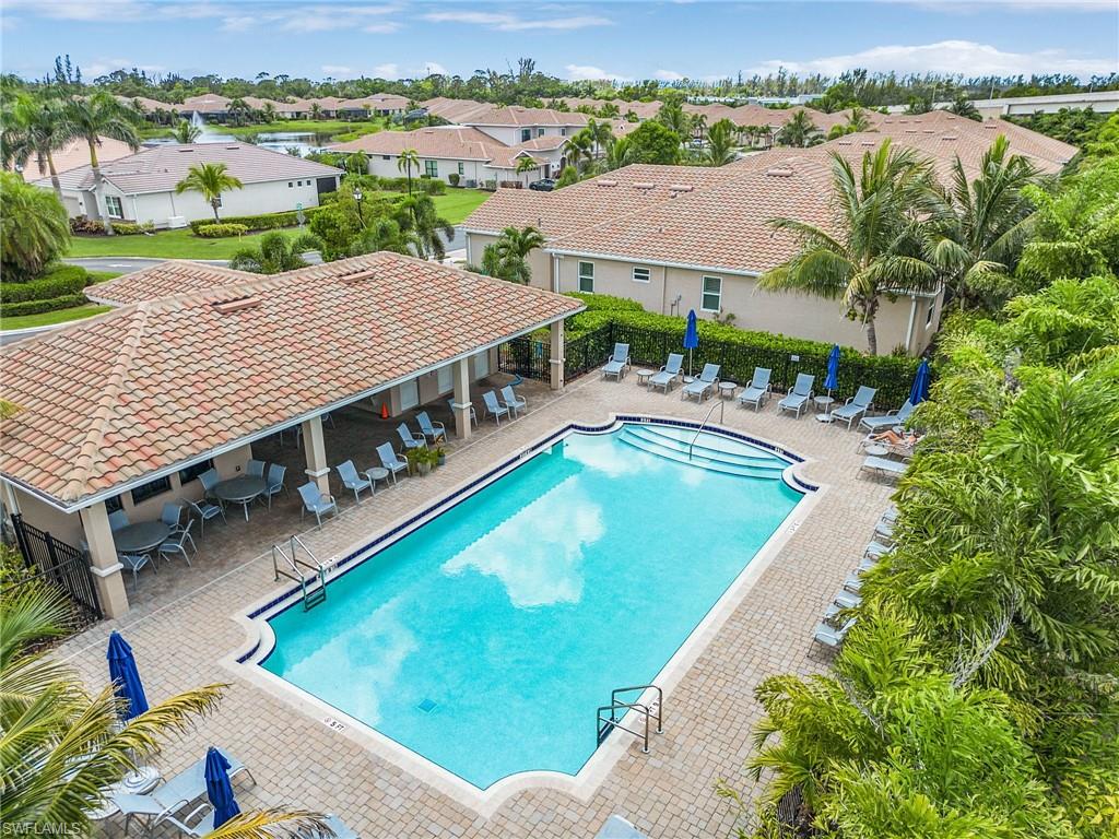 VENETIAN POINTE - Residential Lease