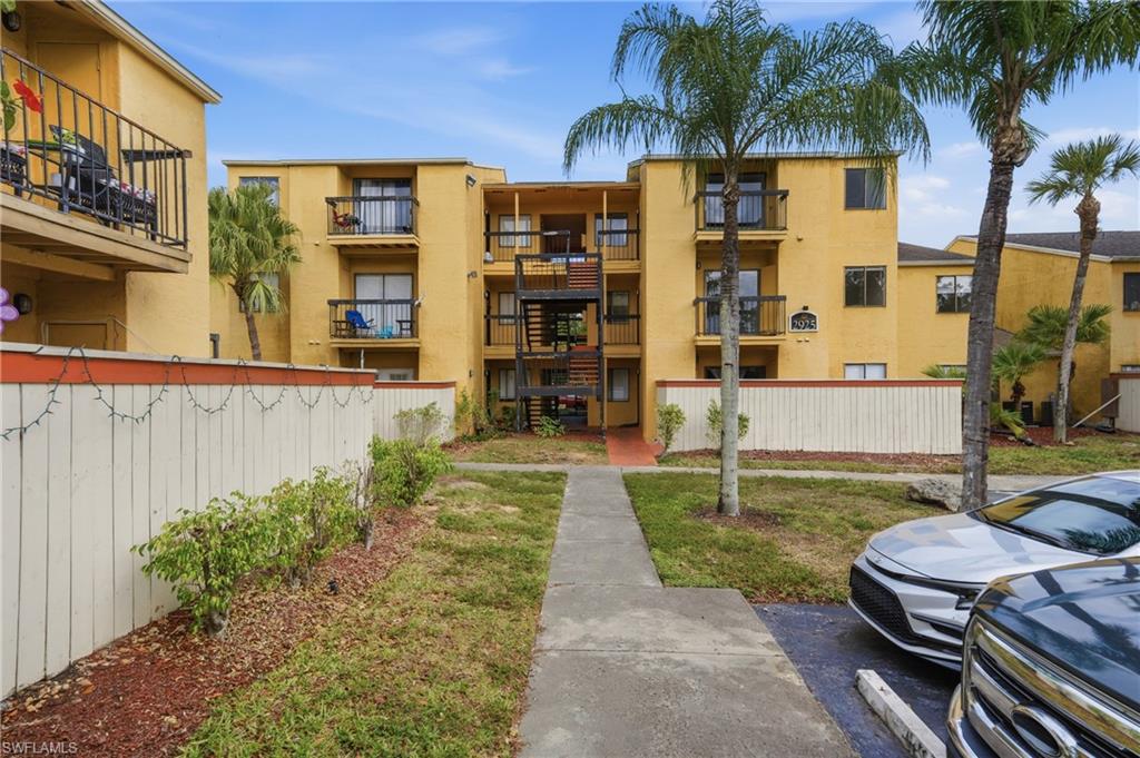 VILLAGE CREEK - Residential