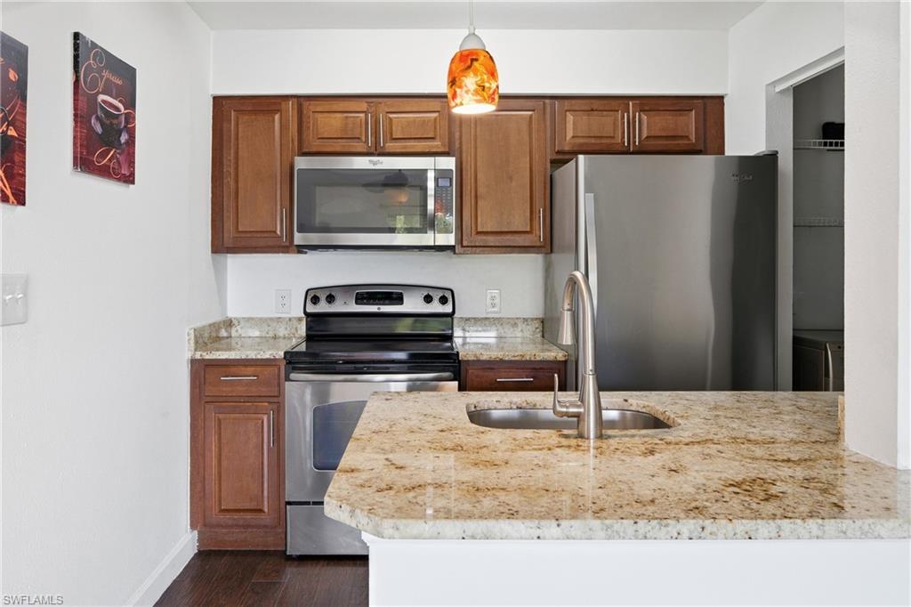 VILLAGE CREEK - Residential