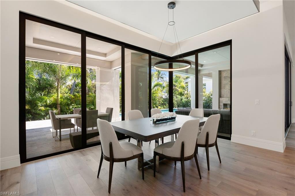 MOORINGS - Residential