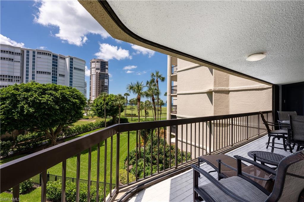 ESPLANADE CLUB - Residential Lease