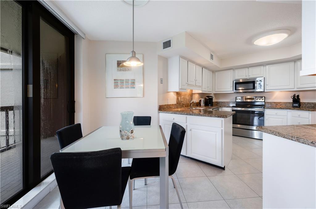 ESPLANADE CLUB - Residential Lease