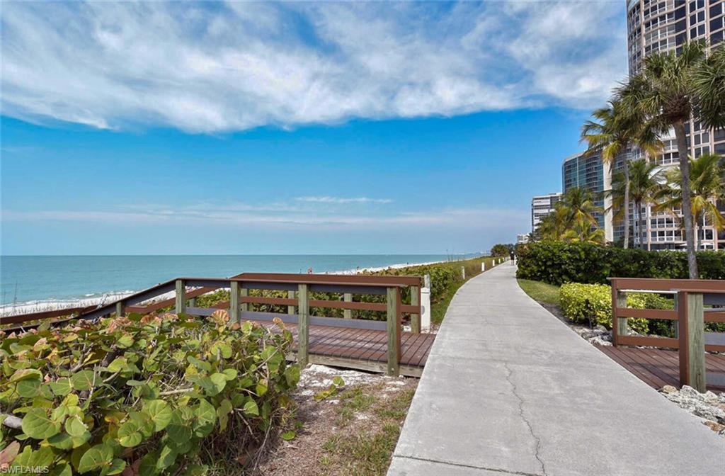 ESPLANADE CLUB - Residential Lease