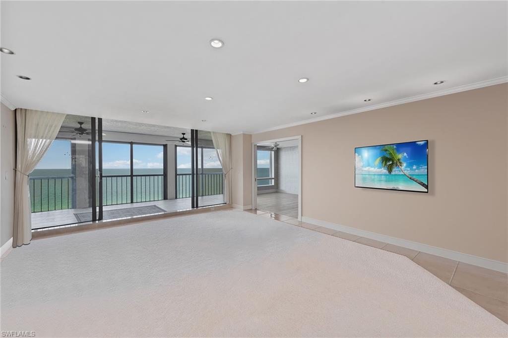 CARLYSLE AT BAY COLONY - Residential