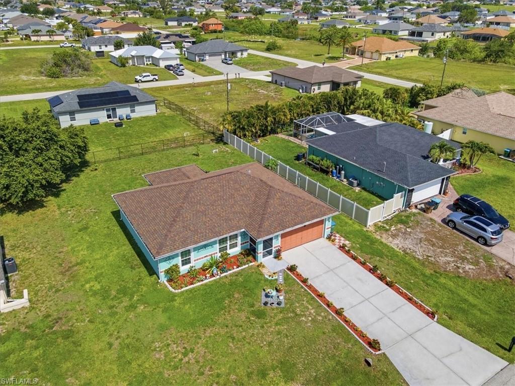 CAPE CORAL - Residential