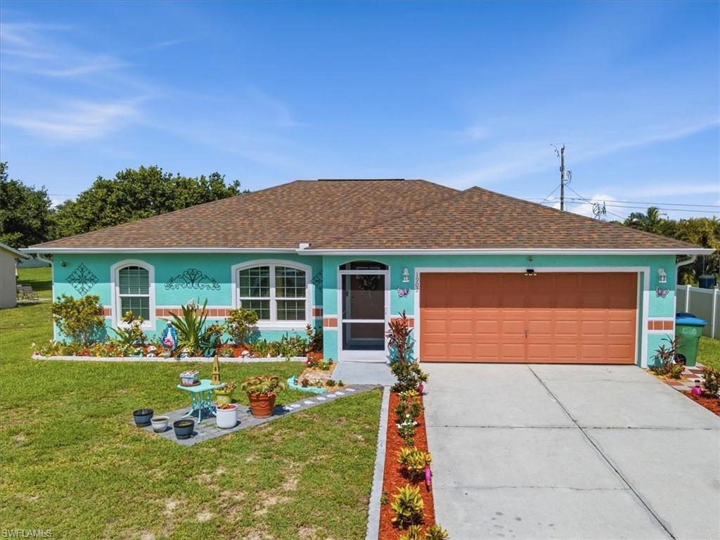 CAPE CORAL - Residential