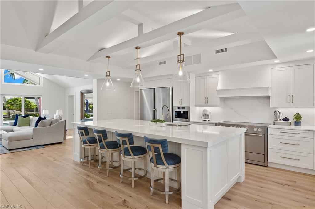 ROYAL HARBOR - Residential