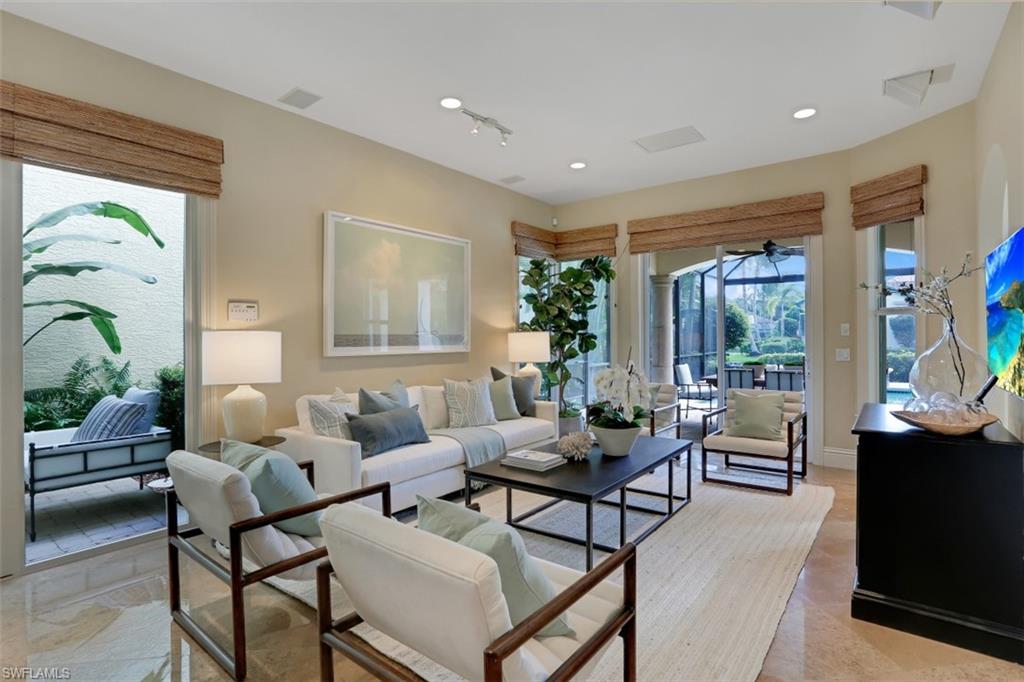 VIZCAYA AT BAY COLONY - Residential