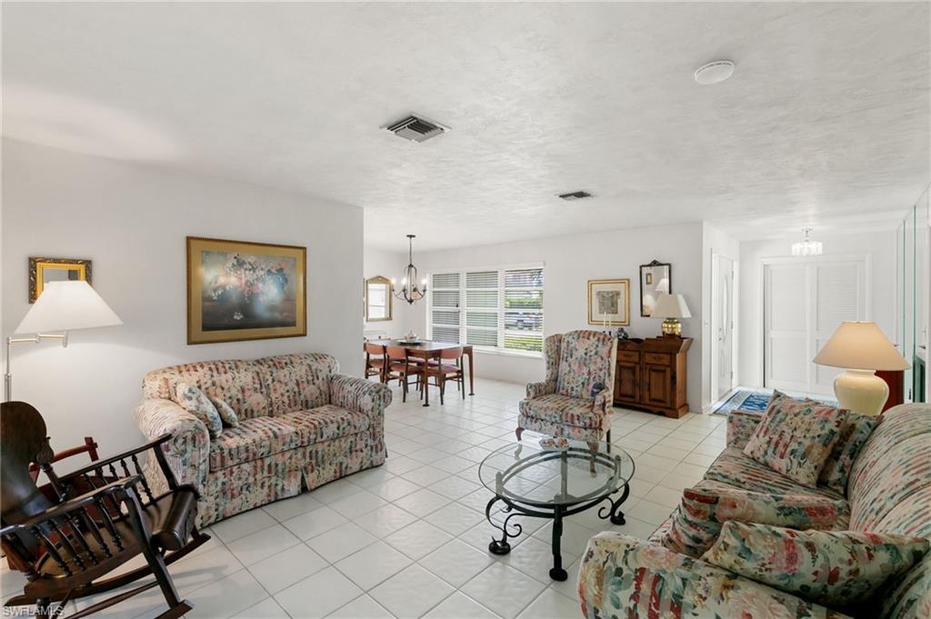 MARCO BEACH - Residential