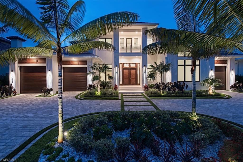 AQUALANE SHORES - Residential