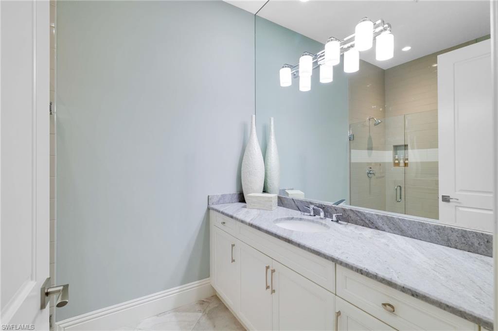 RAVENNA - Residential Lease