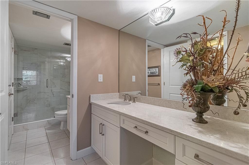 SEVEN LAKES - Residential