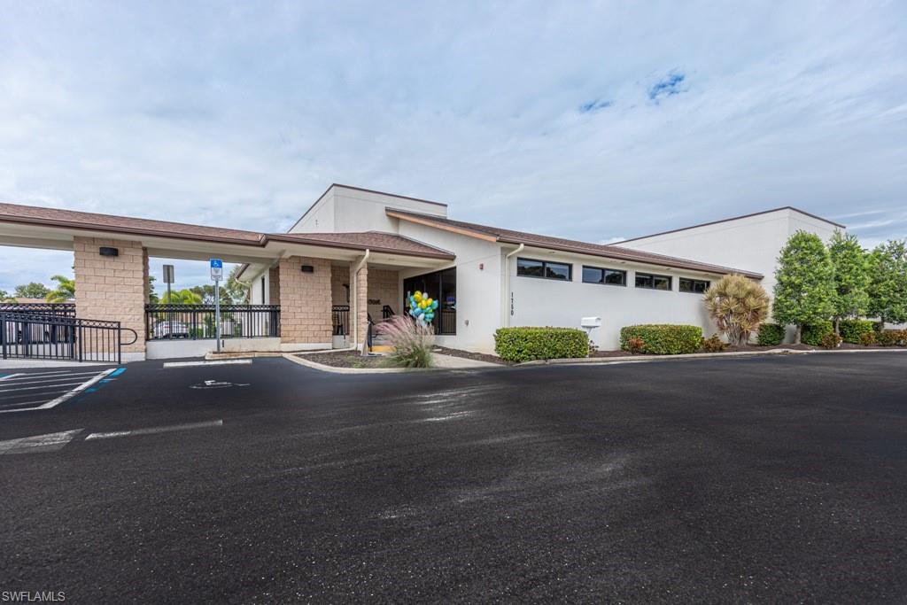 SEVEN LAKES - Residential