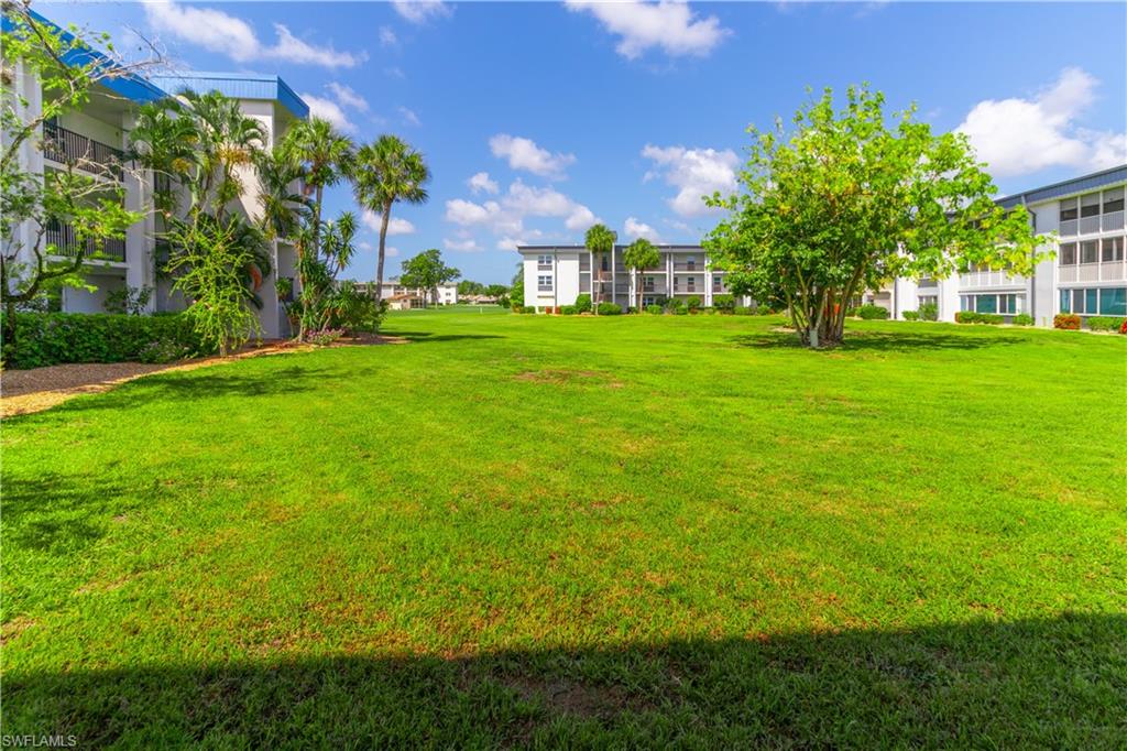 SEVEN LAKES - Residential