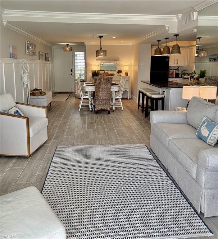 NAPLES CONTINENTAL - Residential Lease