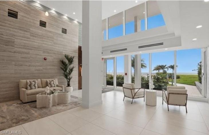 NAPLES CONTINENTAL - Residential Lease