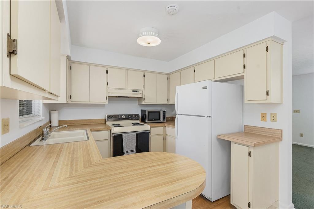 LAURELWOOD - Residential