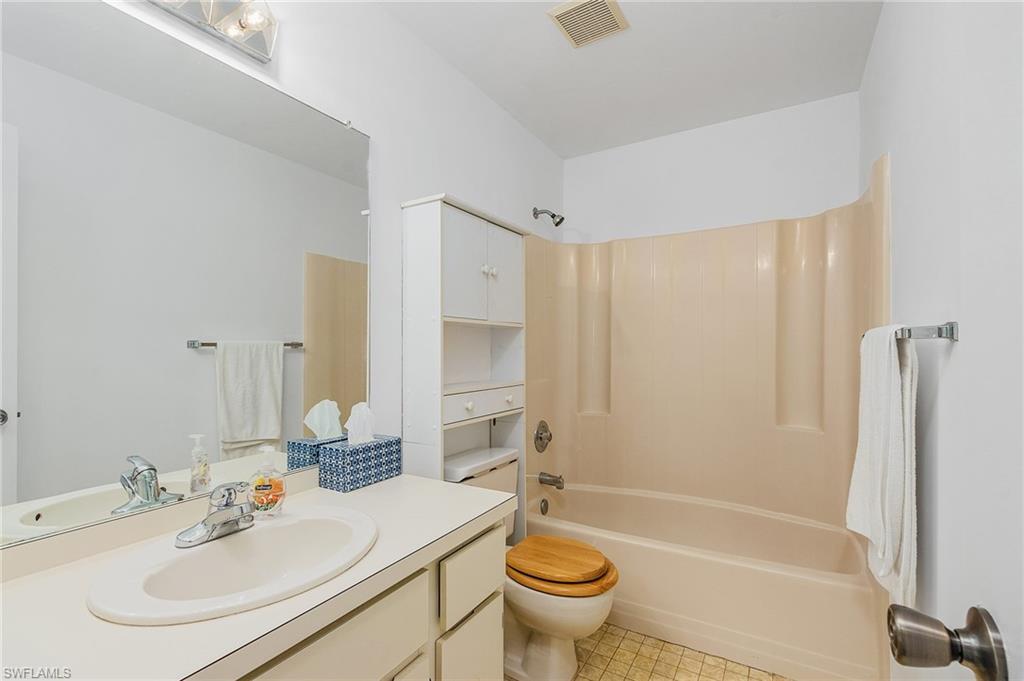 LAURELWOOD - Residential