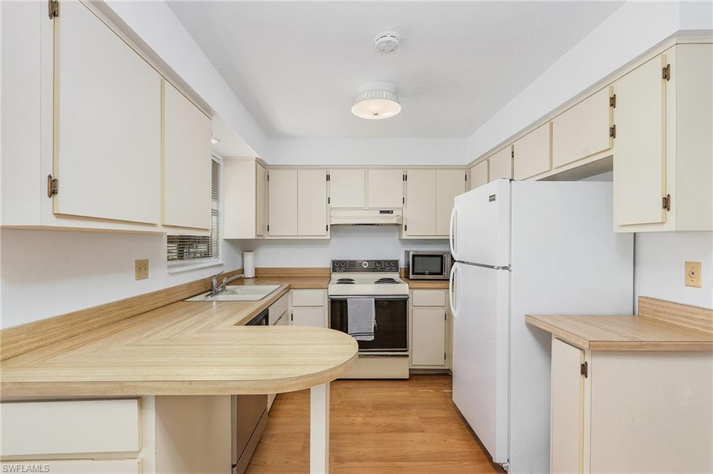 LAURELWOOD - Residential