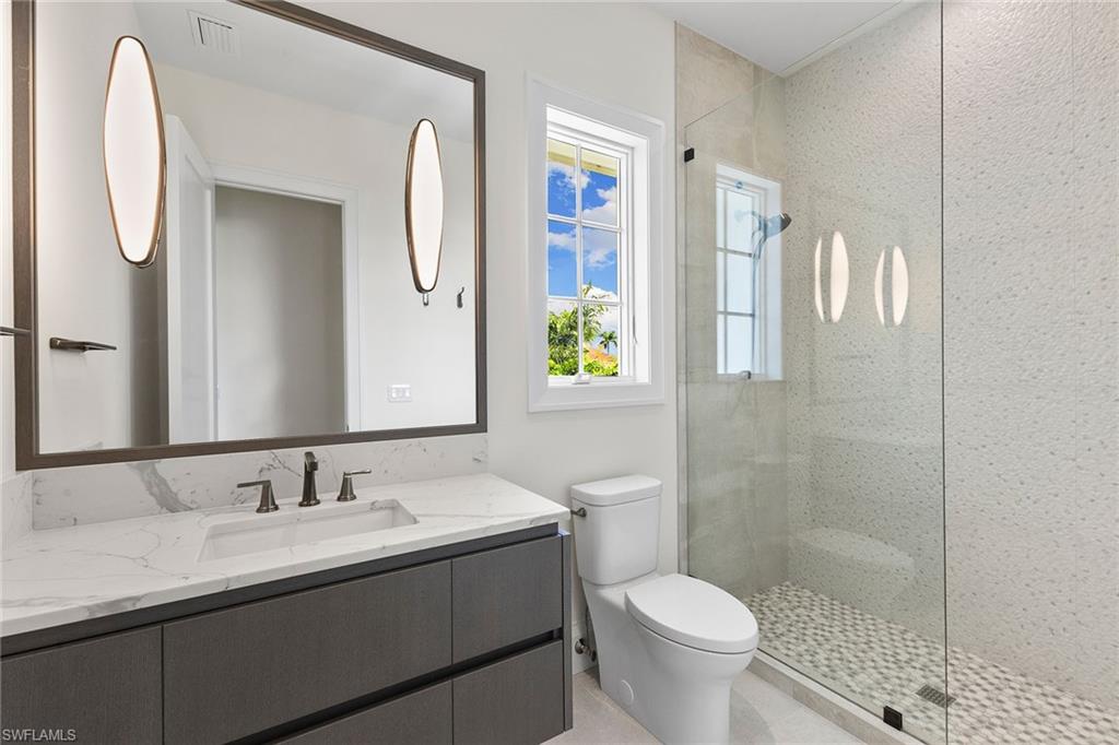 AQUALANE SHORES - Residential
