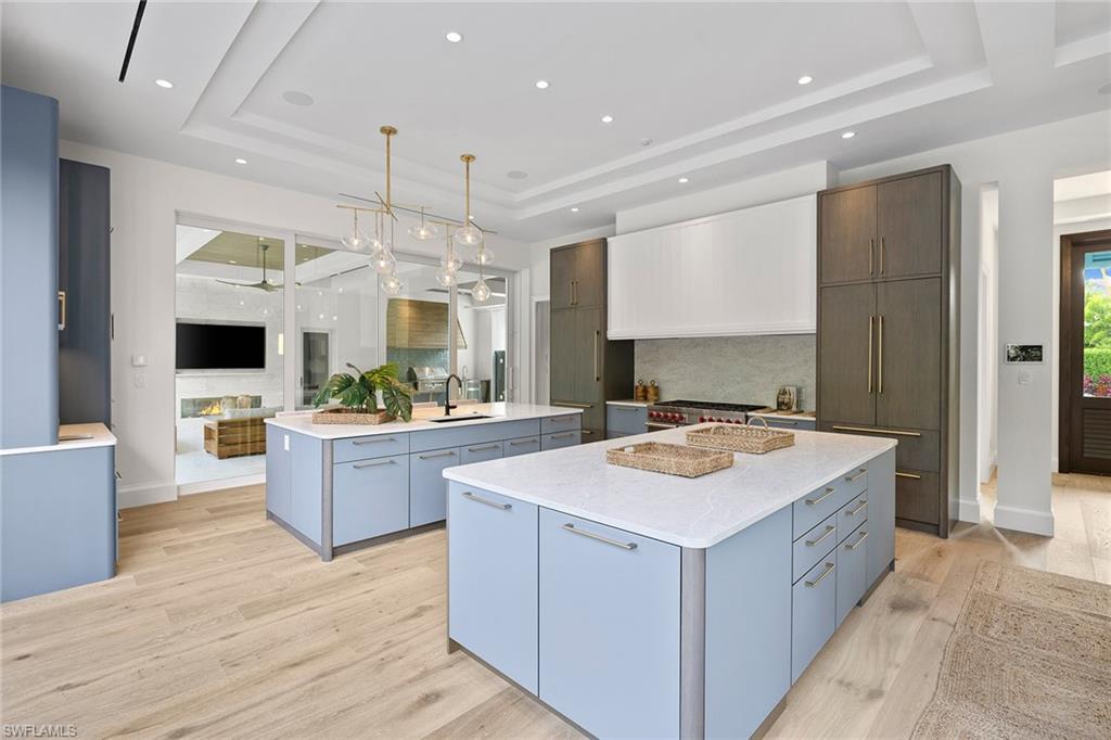 AQUALANE SHORES - Residential