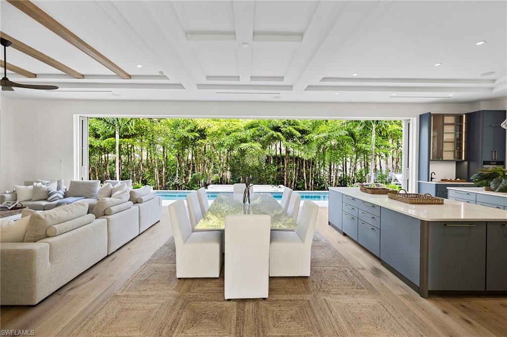 AQUALANE SHORES - Residential