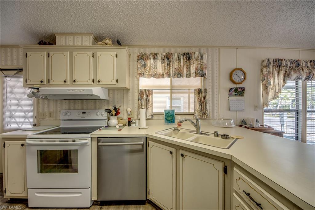 PINE ISLAND COVE - Residential
