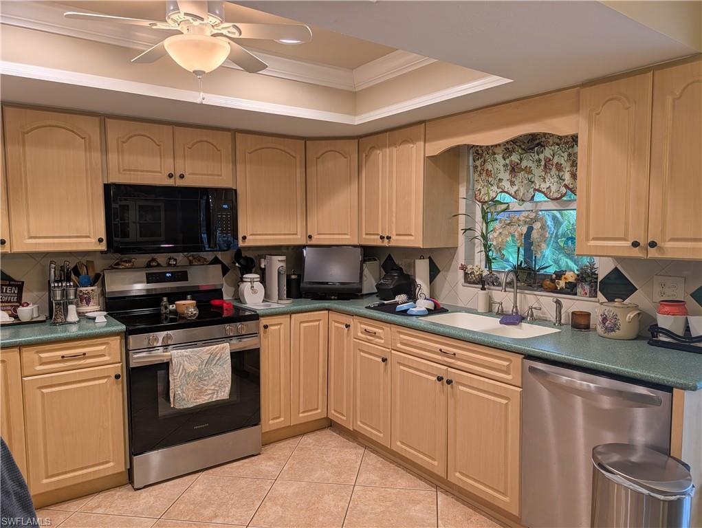 FORT MYERS SHORES - Residential