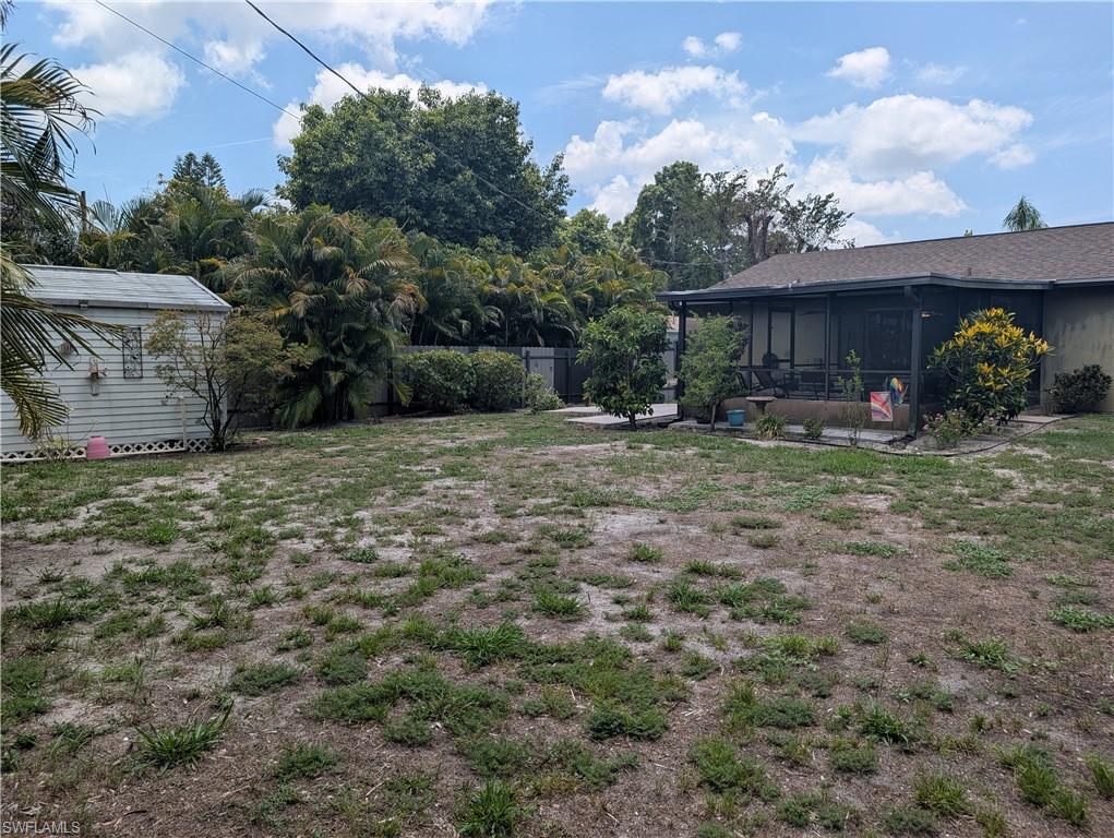 FORT MYERS SHORES - Residential