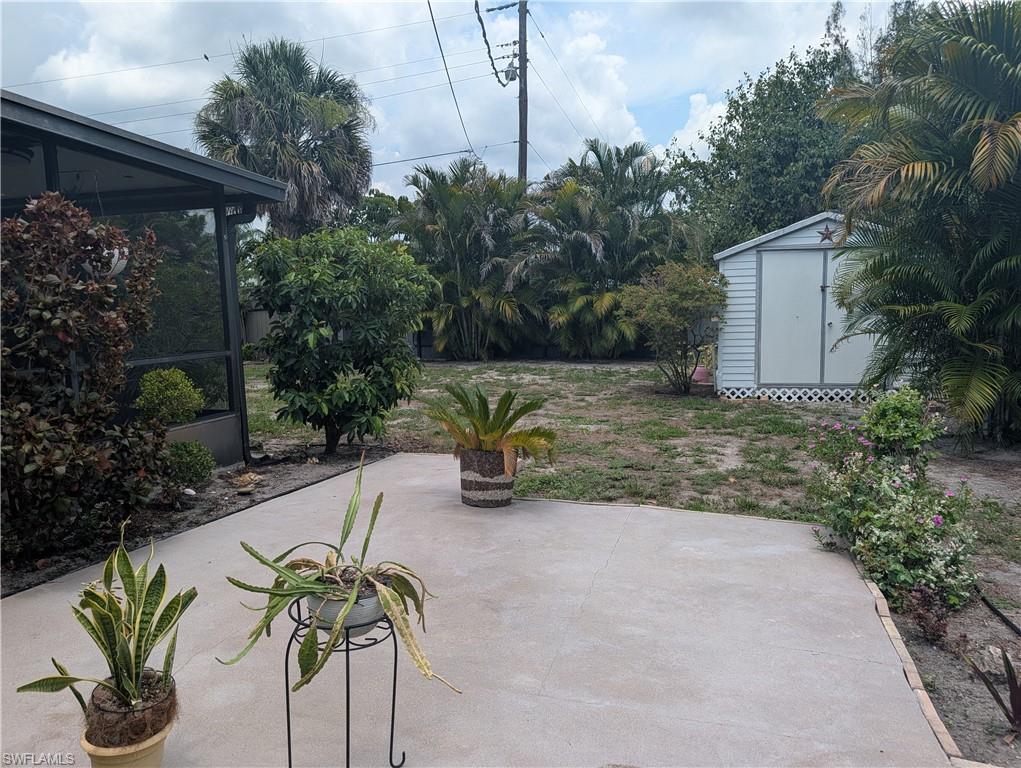 FORT MYERS SHORES - Residential