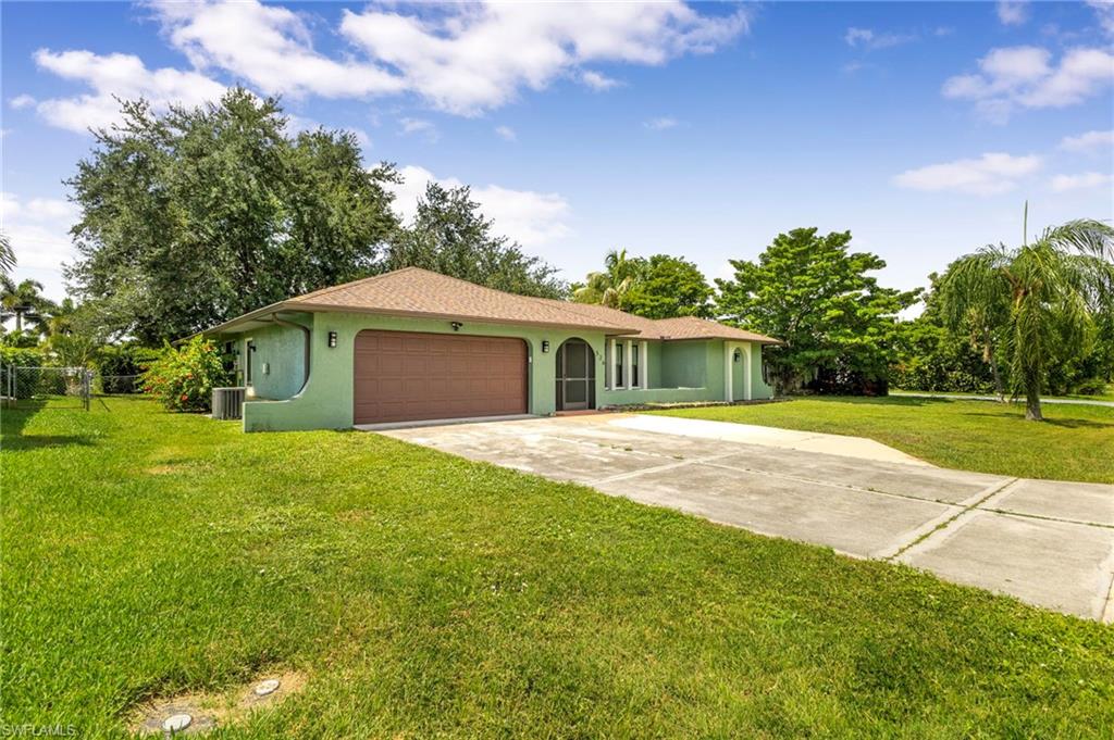 CAPE CORAL - Residential