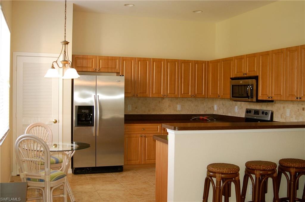 CORAL LAKES - Residential
