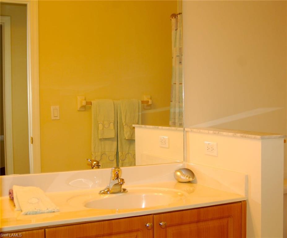 CORAL LAKES - Residential
