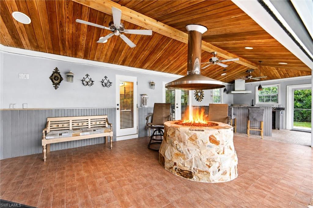BONITA SHORES - Residential