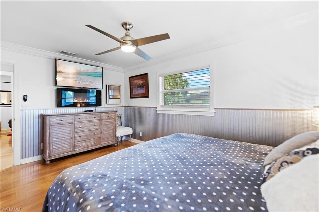 BONITA SHORES - Residential