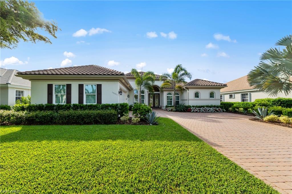 WOODMONT - Residential