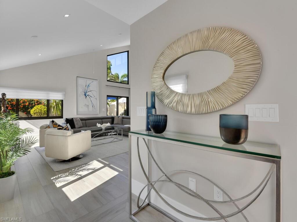 LAS BRISAS AT PELICAN BAY - Residential
