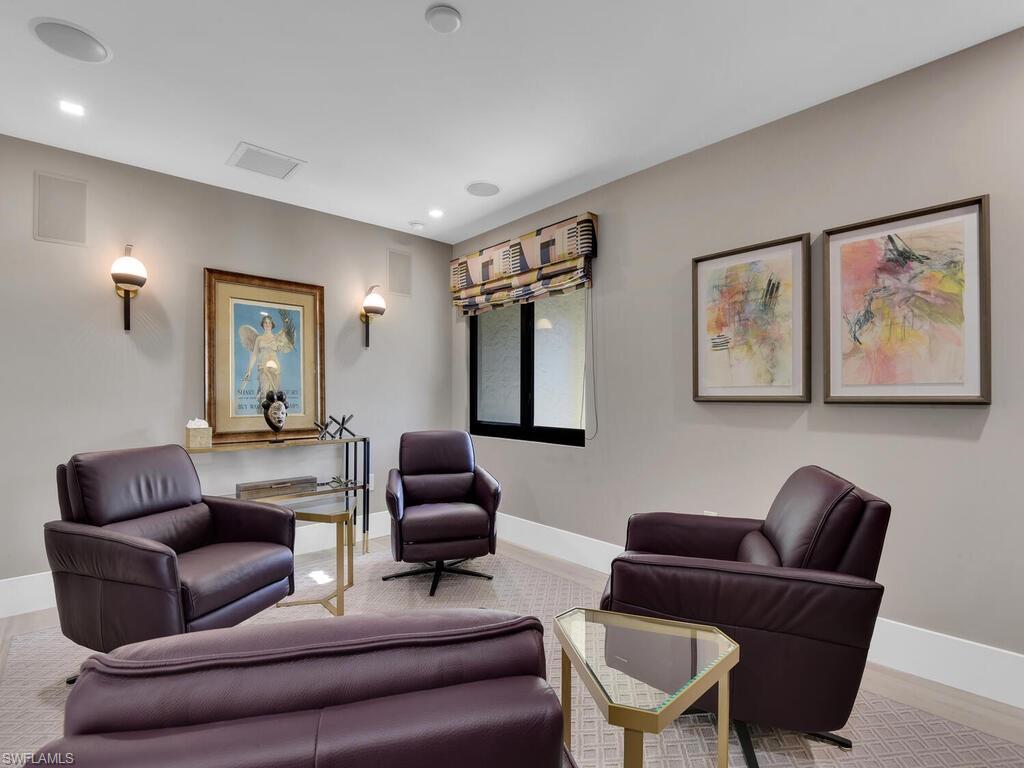 LAS BRISAS AT PELICAN BAY - Residential