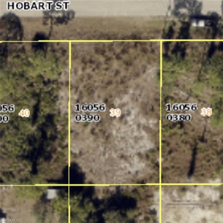 LEHIGH ACRES - Land