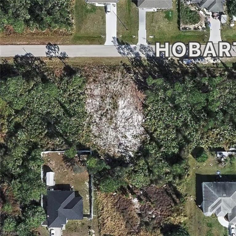 LEHIGH ACRES - Land
