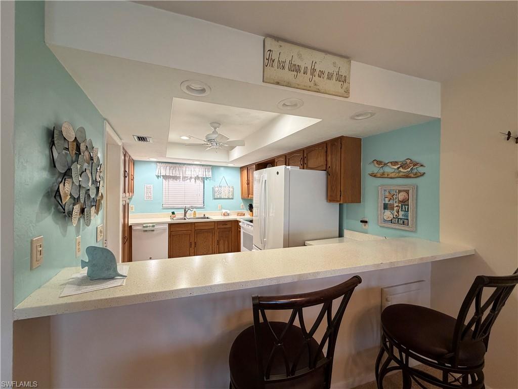 FAIRWAY PINES CONDO - Residential