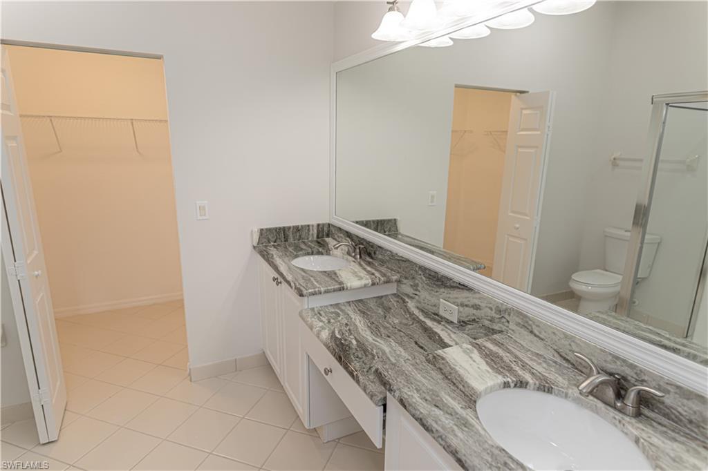 BOTANICA LAKES - Residential