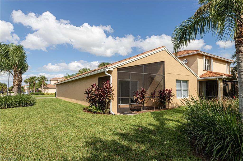 BOTANICA LAKES - Residential