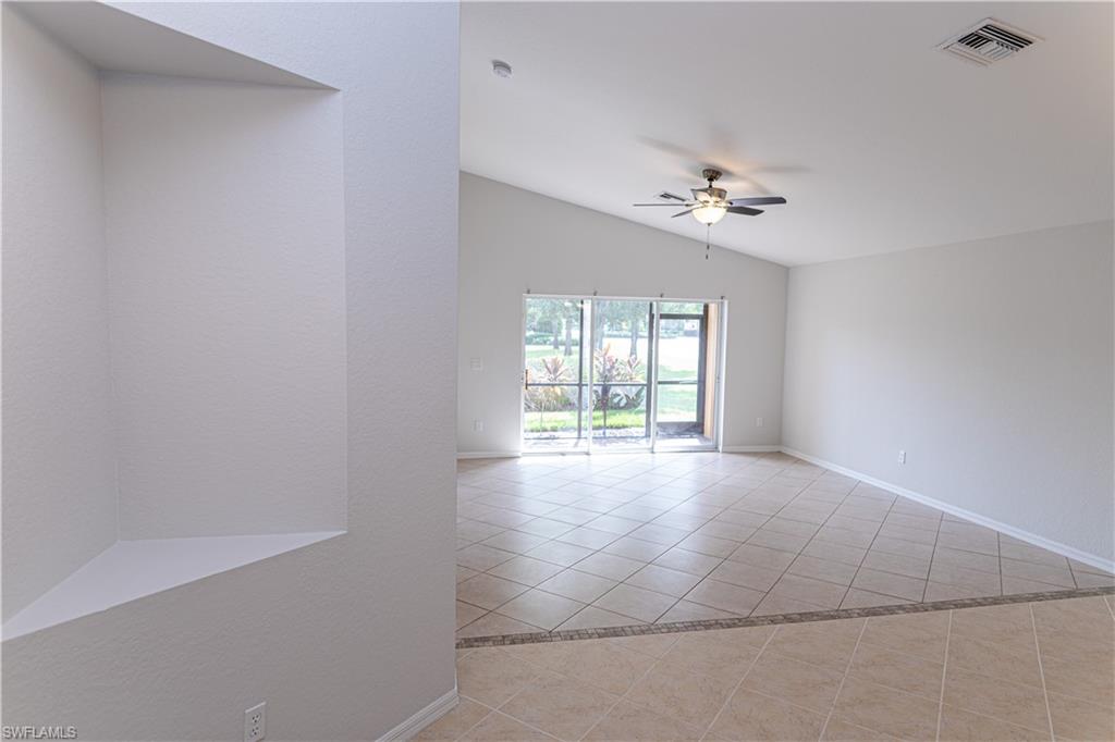 BOTANICA LAKES - Residential