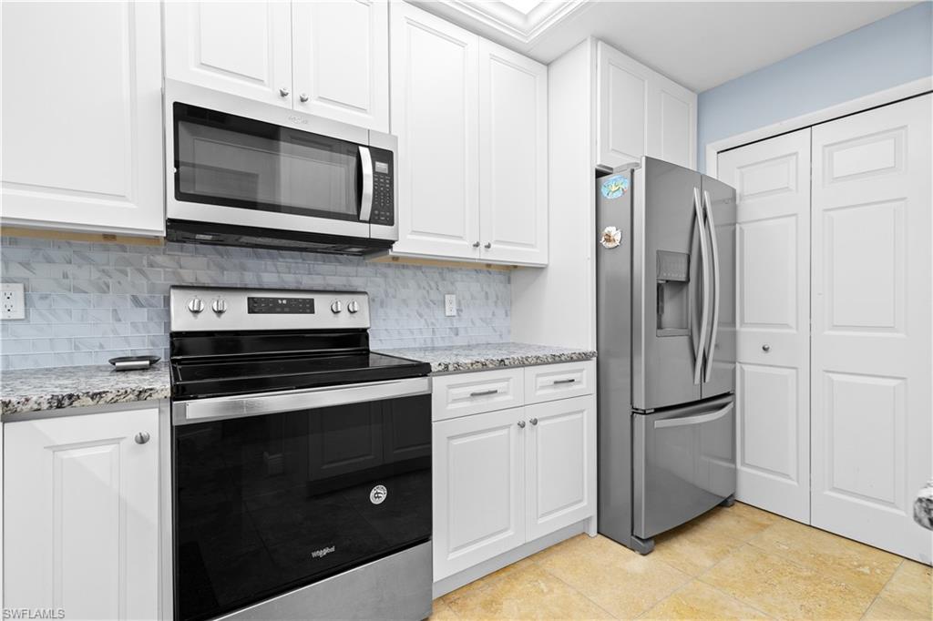 SUMMERLIN TRACE CONDO - Residential