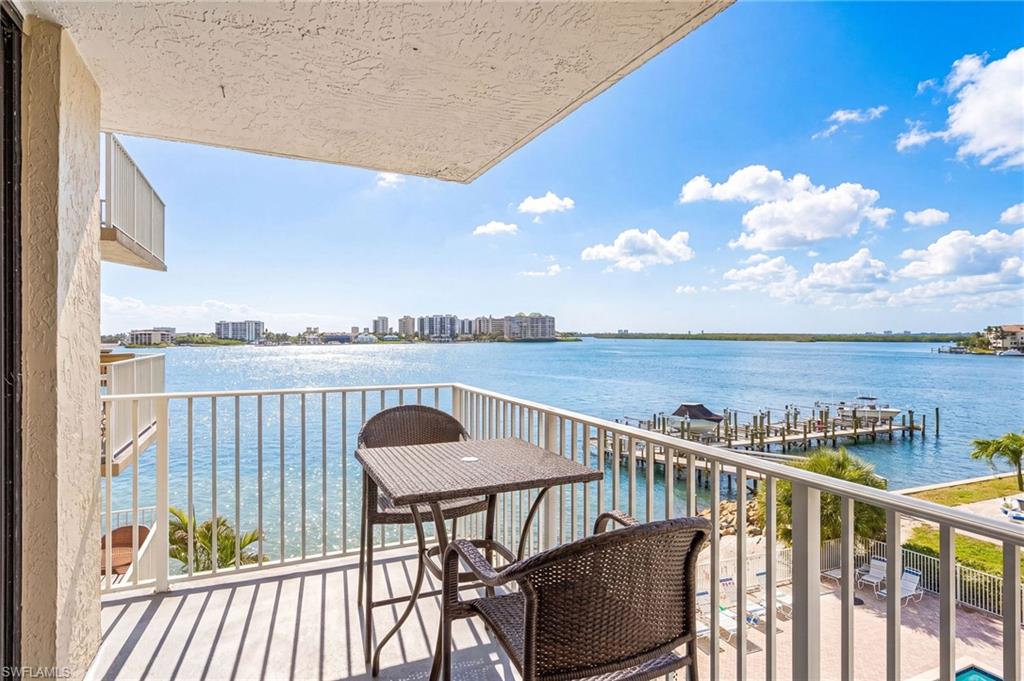 LOVERS KEY BEACH CLUB - Residential