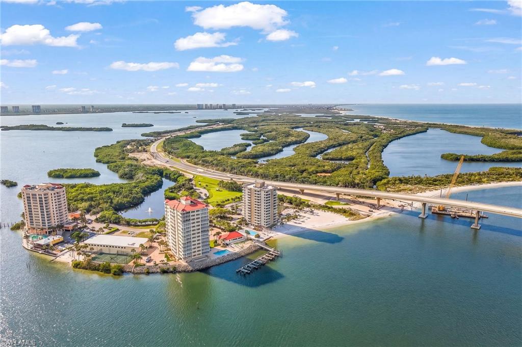 LOVERS KEY BEACH CLUB - Residential