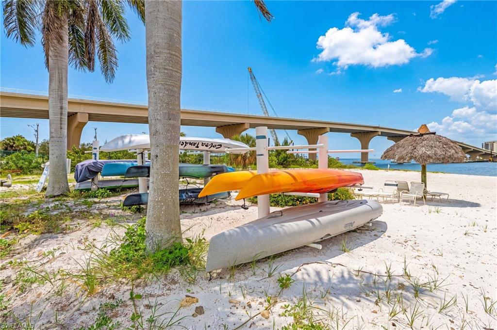 LOVERS KEY BEACH CLUB - Residential